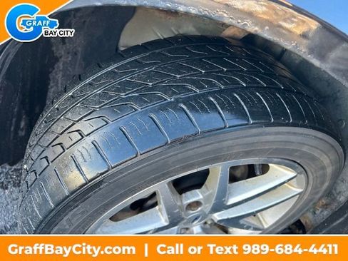 Used 2011 Ford Fusion SEL image 25