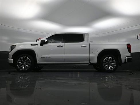 Used 2023 GMC Sierra 1500 Denali w/ Denali Reserve Package image 25