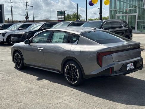 New 2026 Kia K4 GT-Line image 6