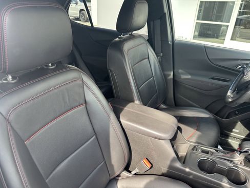 Used 2022 Chevrolet Equinox RS w/ RS Leather Package FWD image 30
