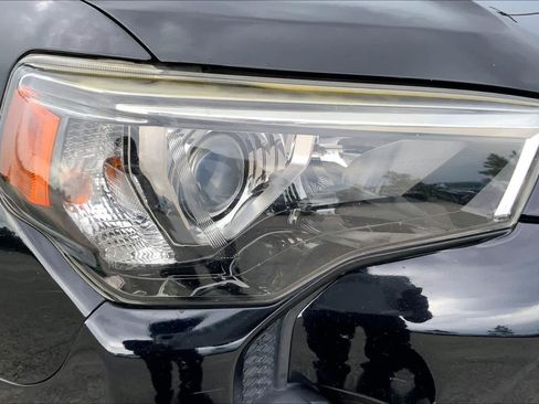 Used 2015 Toyota 4Runner SR5 Premium RWD image 27