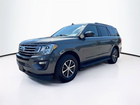 Used 2021 Ford Expedition XL image 3