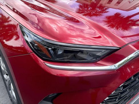 Certified 2024 Toyota Grand Highlander FWD image 30