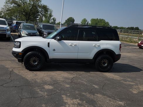 Certified 2023 Ford Bronco Sport Outer Banks w/ Tech Package AWD/4WD image 5