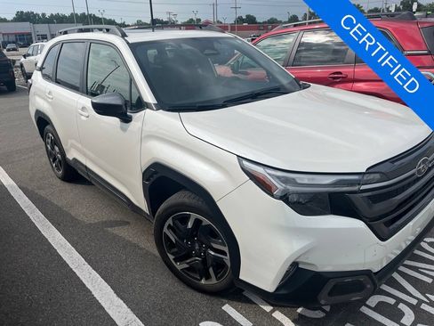 Used 2025 Subaru Forester Limited w/ Popular Package #2 AWD/4WD image 1