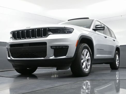 Used 2021 Jeep Grand Cherokee L Limited image 55