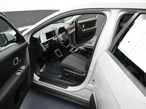 Used 2024 Hyundai Ioniq 5 SEL image 12