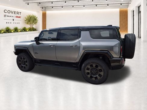 New 2026 GMC Hummer EV 3X w/ Carbon Fiber Edition Package AWD/4WD image 8