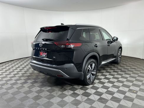 Certified 2023 Nissan Rogue SL w/ SL Premium Package image 20