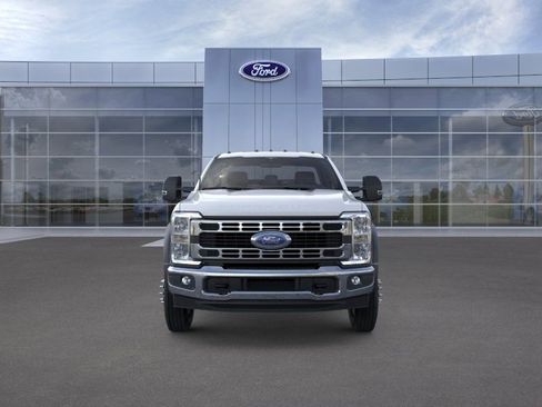 New 2025 Ford F550 2WD Regular Cab Super Duty image 6