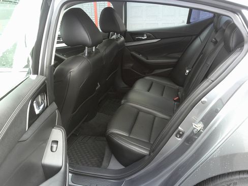 Used 2016 Nissan Maxima 3.5 SL image 19
