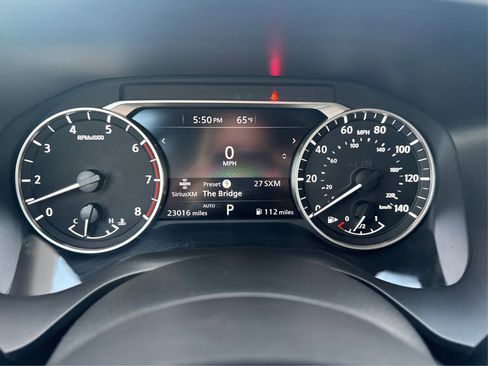 Used 2023 Nissan Rogue SV image 17