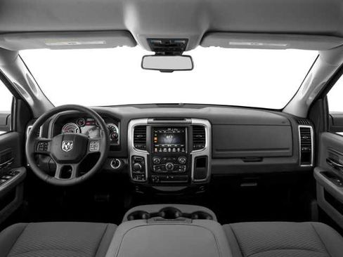 Used 2017 RAM 1500 Big Horn AWD/4WD image 5