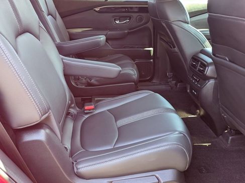 Used 2023 Honda Pilot EX-L image 19