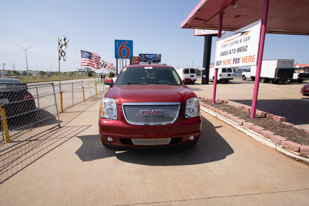 Used 2012 GMC Yukon Denali AWD/4WD image 3