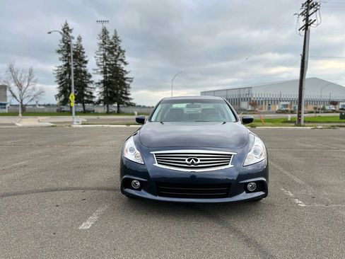 Used 2012 INFINITI G37 Journey w/ Premium Pkg image 2