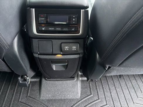 Used 2020 Subaru Ascent Limited image 17