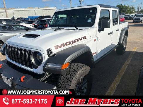 Used 2026 Jeep Gladiator Mojave AWD/4WD image 1