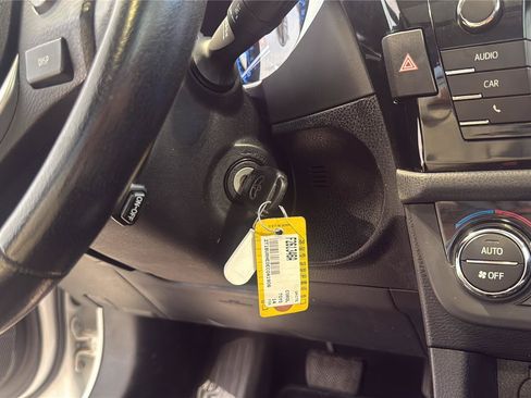 Used 2014 Toyota Corolla S FWD image 29