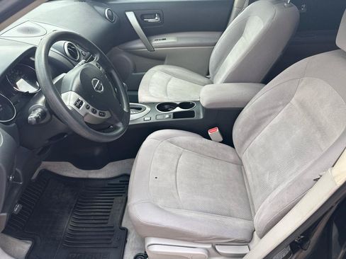 Used 2012 Nissan Rogue S w/ Special Edition Pkg FWD image 9