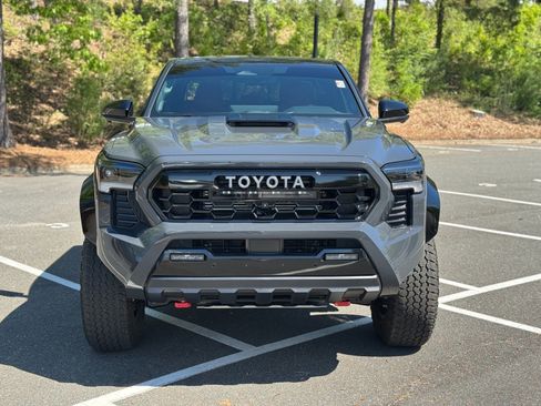 Used 2025 Toyota Tacoma TRD Pro image 2