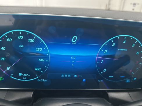 New 2026 Mercedes-Benz GLC 300 image 12