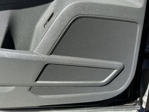 Used 2023 Volkswagen Atlas SE image 24