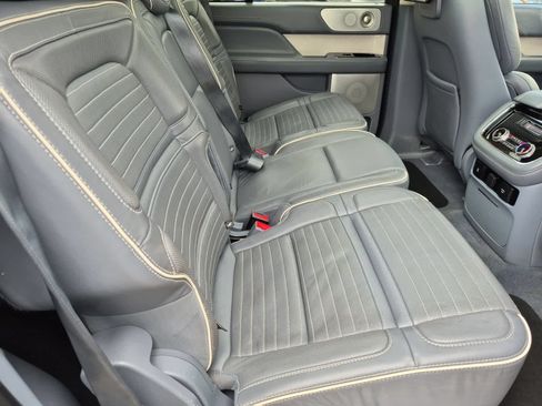 Used 2020 Lincoln Navigator L Black Label w/ Cargo Convenience Package AWD/4WD image 21