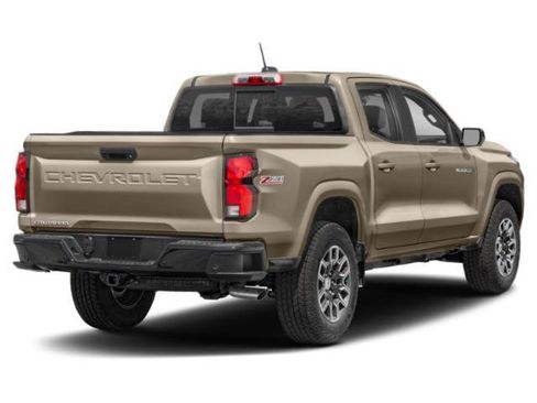 Used 2023 Chevrolet Colorado Z71 w/ Z71 Convenience Package 2 AWD/4WD image 5