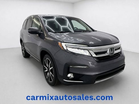 Used 2020 Honda Pilot Touring image 1