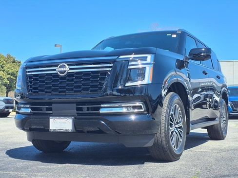 New 2025 Nissan Armada SL w/ Captain's Chari Seat Package image 2