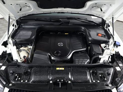 Used 2024 Mercedes-Benz GLE 450 4MATIC w/ Winter Package image 15