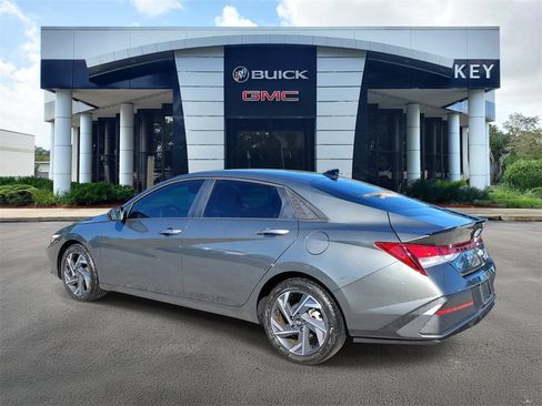 Certified 2025 Hyundai Elantra Sport image 3