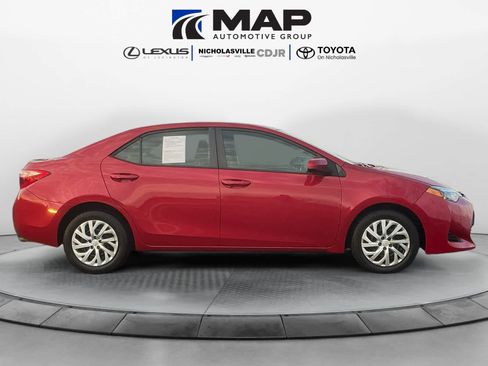 Used 2019 Toyota Corolla LE image 6