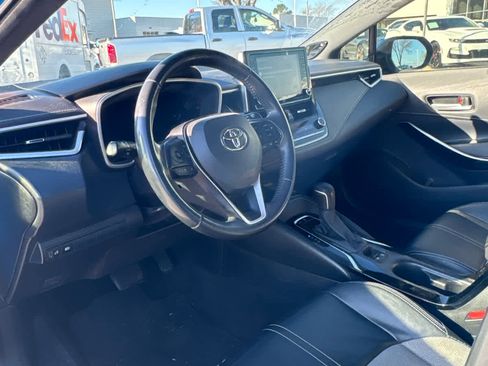 Used 2019 Toyota Corolla XSE image 5