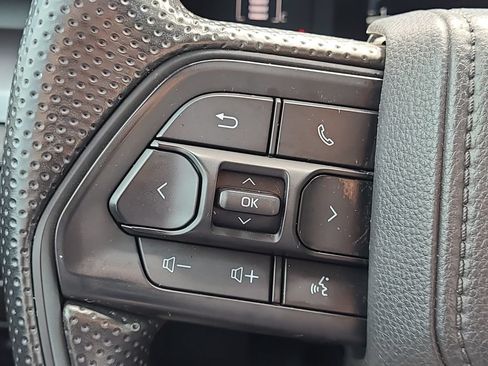 Certified 2025 Toyota Tacoma SR5 RWD image 19