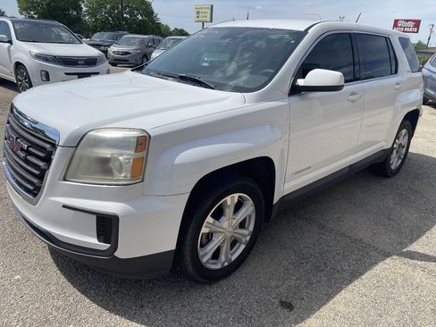 Used 2017 GMC Terrain SLE FWD image 4
