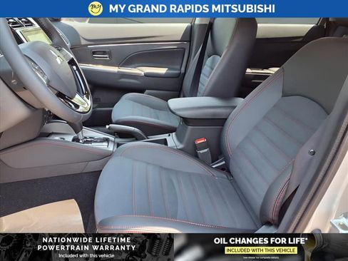 New 2025 Mitsubishi Outlander Sport SE image 16