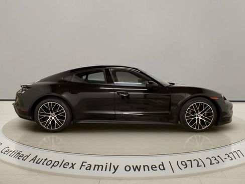 Used 2021 Porsche Taycan RWD image 6