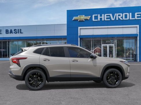 New 2026 Chevrolet Trax ACTIV w/ Driver Confidence Package FWD image 5