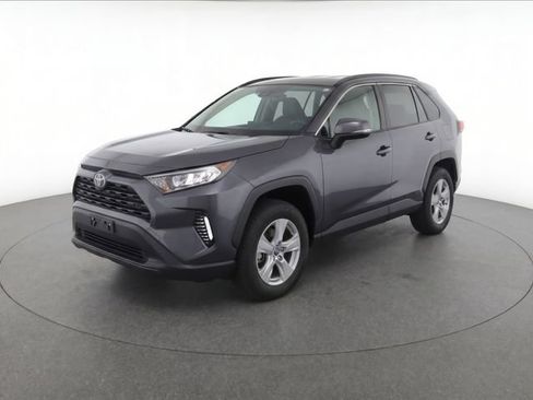 Certified 2024 Toyota RAV4 XLE FWD image 8