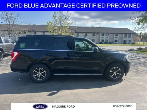Used 2018 Ford Expedition XLT w/ Equipment Group 202A AWD/4WD image 4