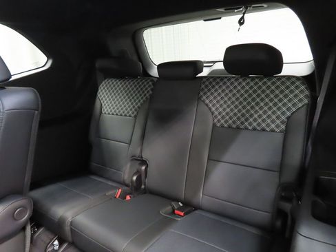 Used 2025 GMC Acadia Denali w/ Super Cruise Package AWD/4WD image 19
