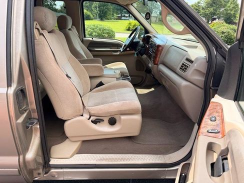 Used 2002 Ford F250 XLT RWD image 15