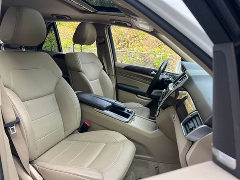 Used 2015 Mercedes-Benz ML 350 4MATIC w/ Premium 1 Package image 34