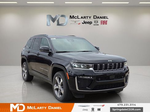 New 2026 Jeep Grand Cherokee Limited w/ Luxury Tech Group II AWD/4WD image 1