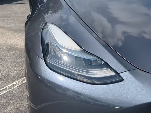 Used 2023 Tesla Model Y Long Range AWD/4WD image 10