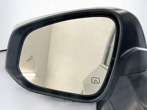 Used 2025 Toyota Grand Highlander XLE image 16