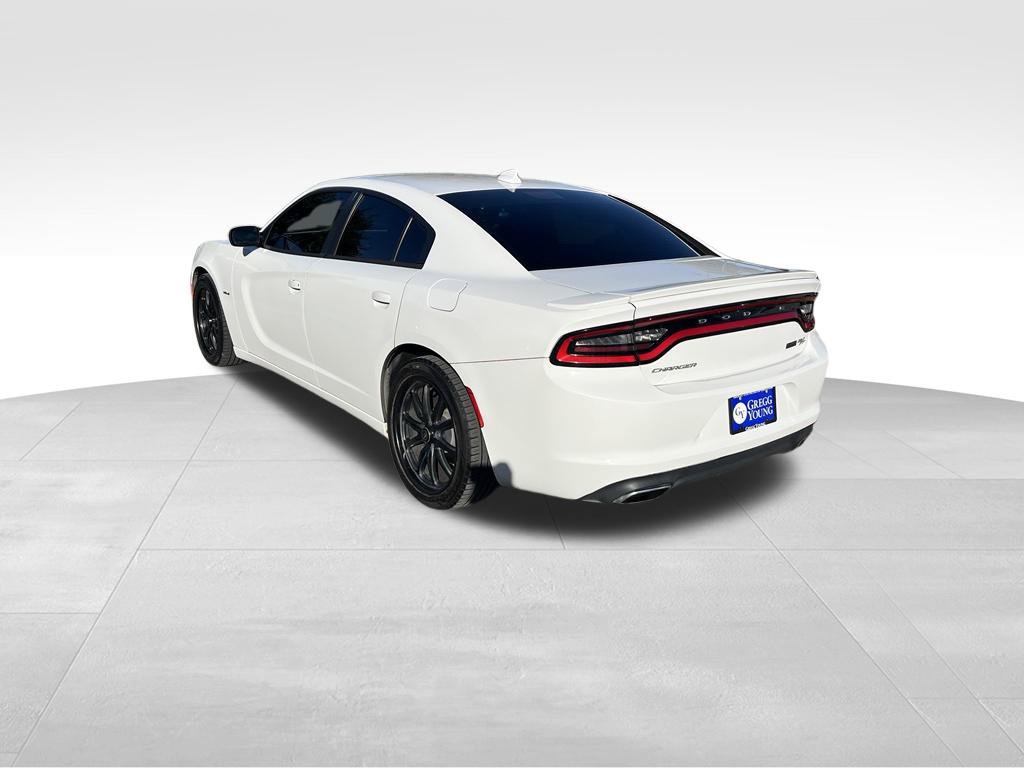 Used 2016 Dodge Charger R/T RWD image 4