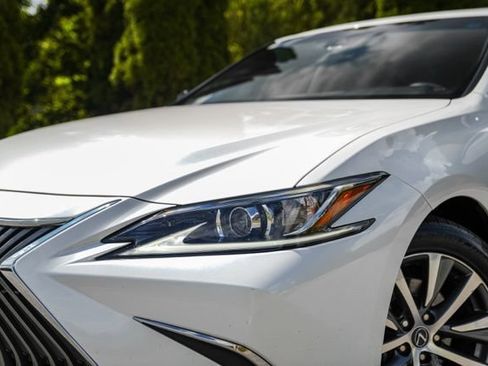 Used 2020 Lexus ES 350 w/ Accessory Package 2 FWD image 4